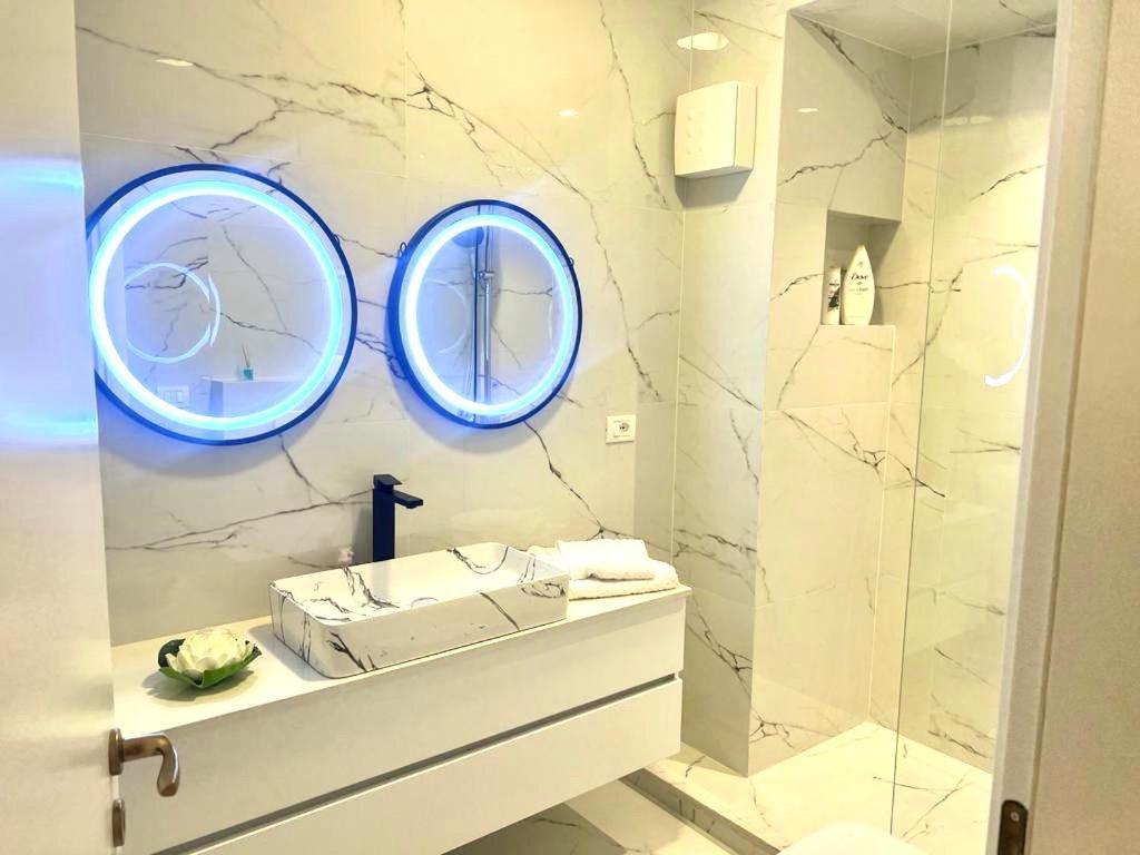 Durres Currila Modern Luxury Stunning Beach Views Zewnętrze zdjęcie
